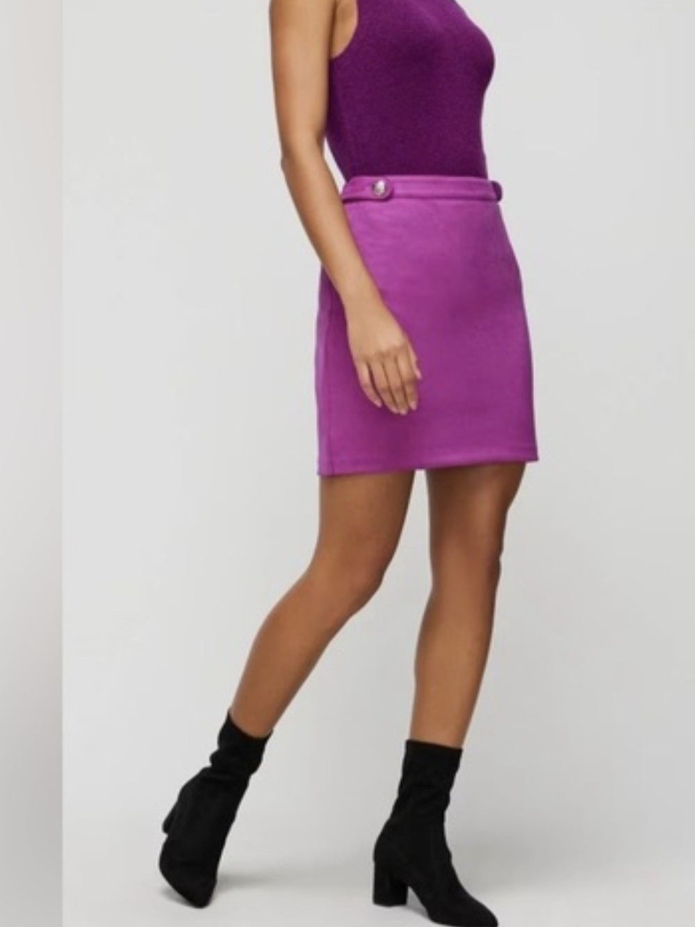 White House Black Market Magenta Mini Skirt sz 4